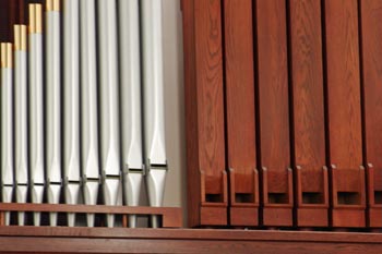 Organ metal and wood pipes right side